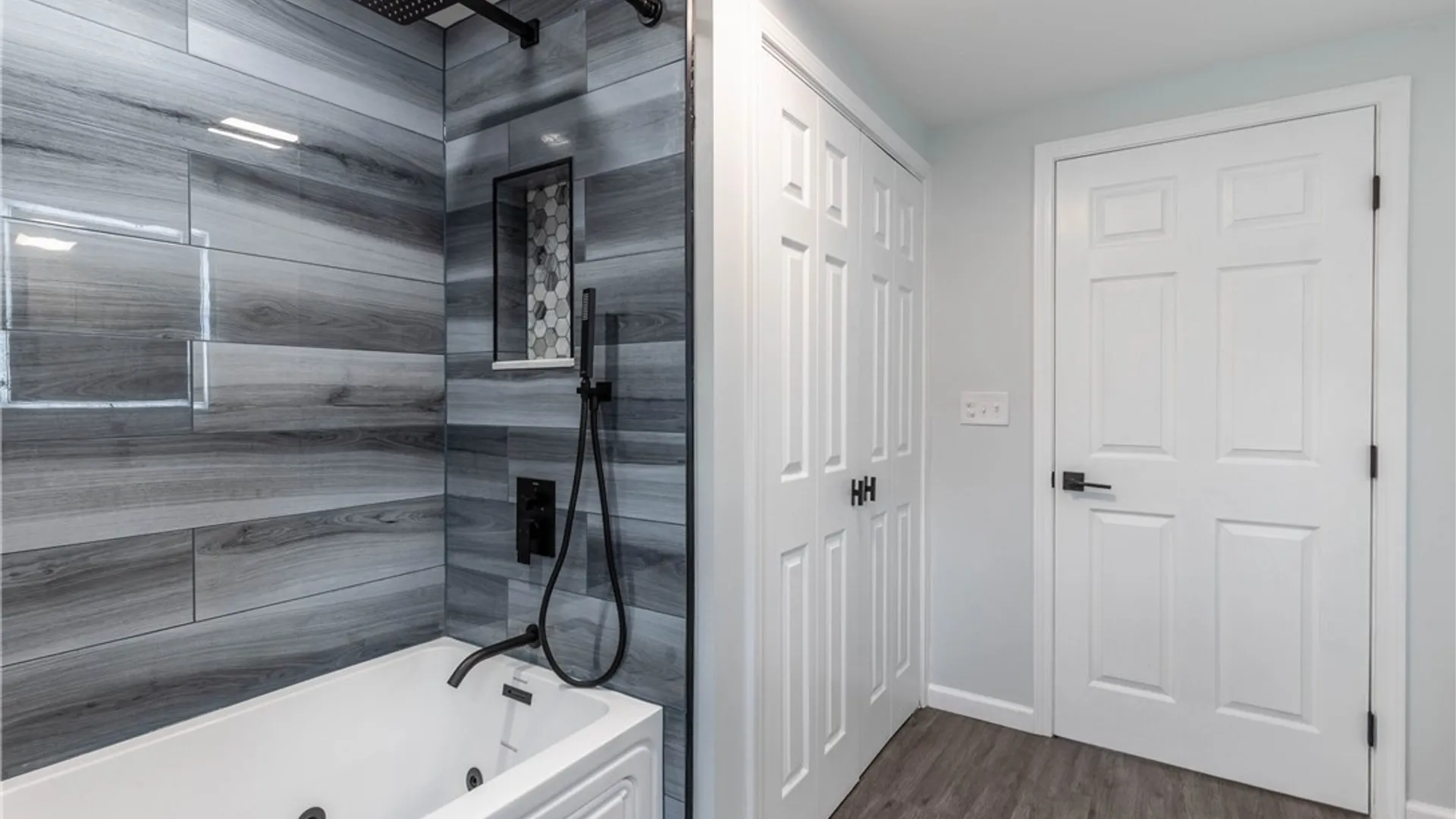 Property at 789 Lake Street, Evans, NY 14006 15