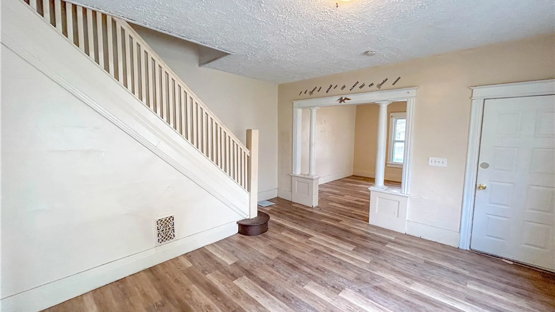Property at 468-470 Emerson Street, Rochester, NY 14613 3