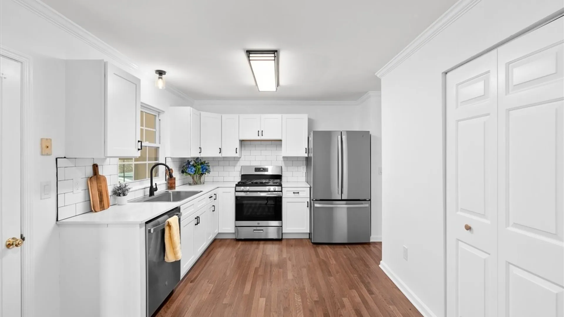 Property at 8196 Rizzo Drive, Clay, NY 13041 18