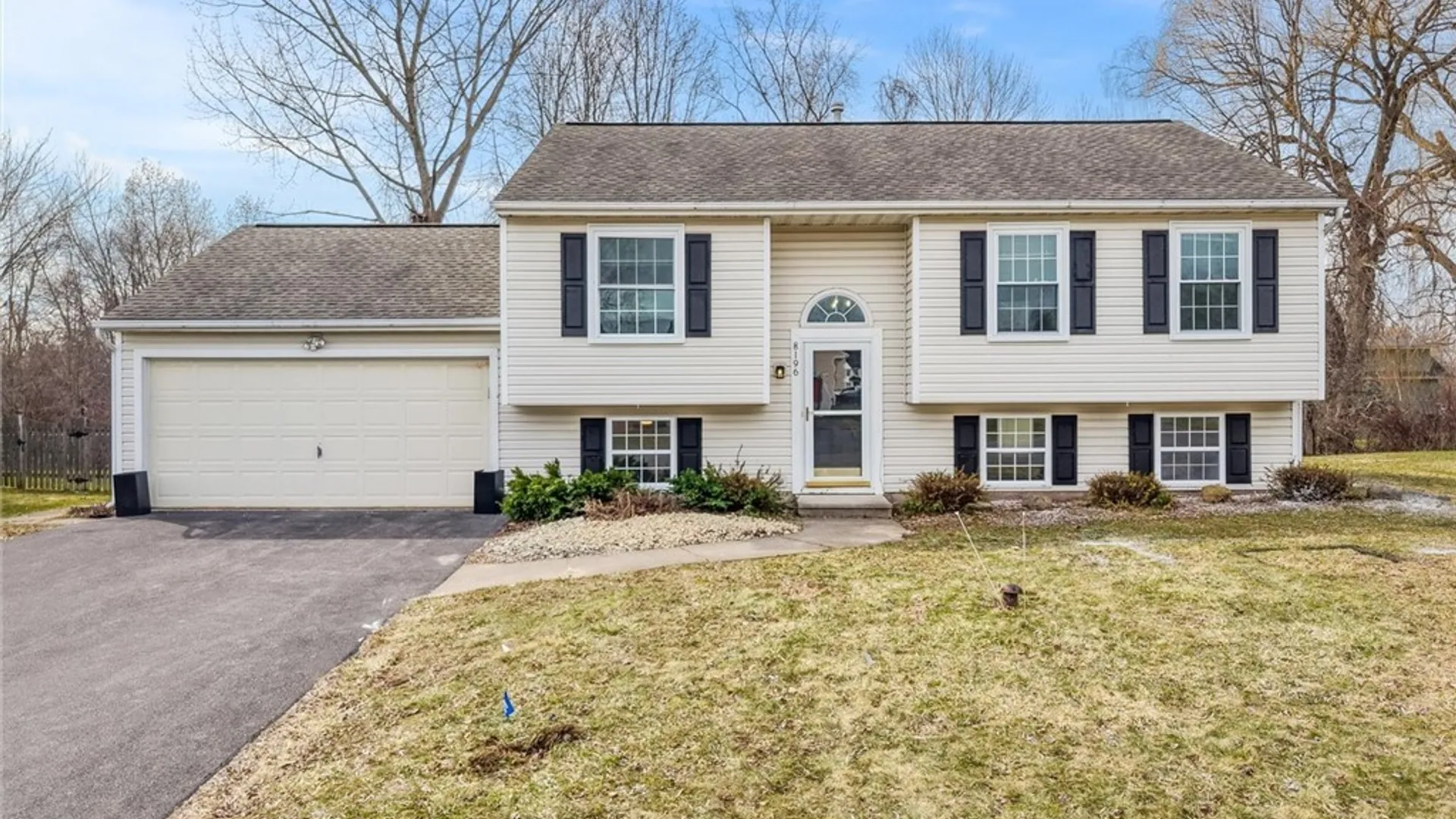 Property at 8196 Rizzo Drive, Clay, NY 13041 4