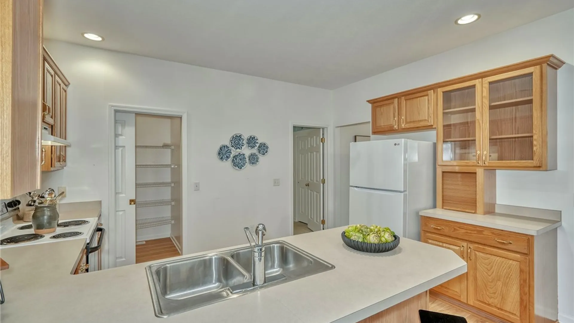 Property at 117 Hawthorne Drive, Ogden, NY 14559 29