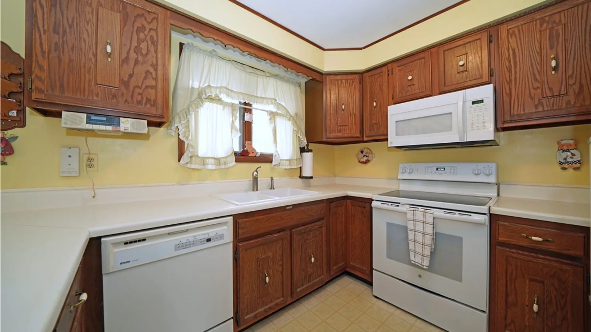 Property at 6722 Pheasant Ln, Bath, NY 14810 11