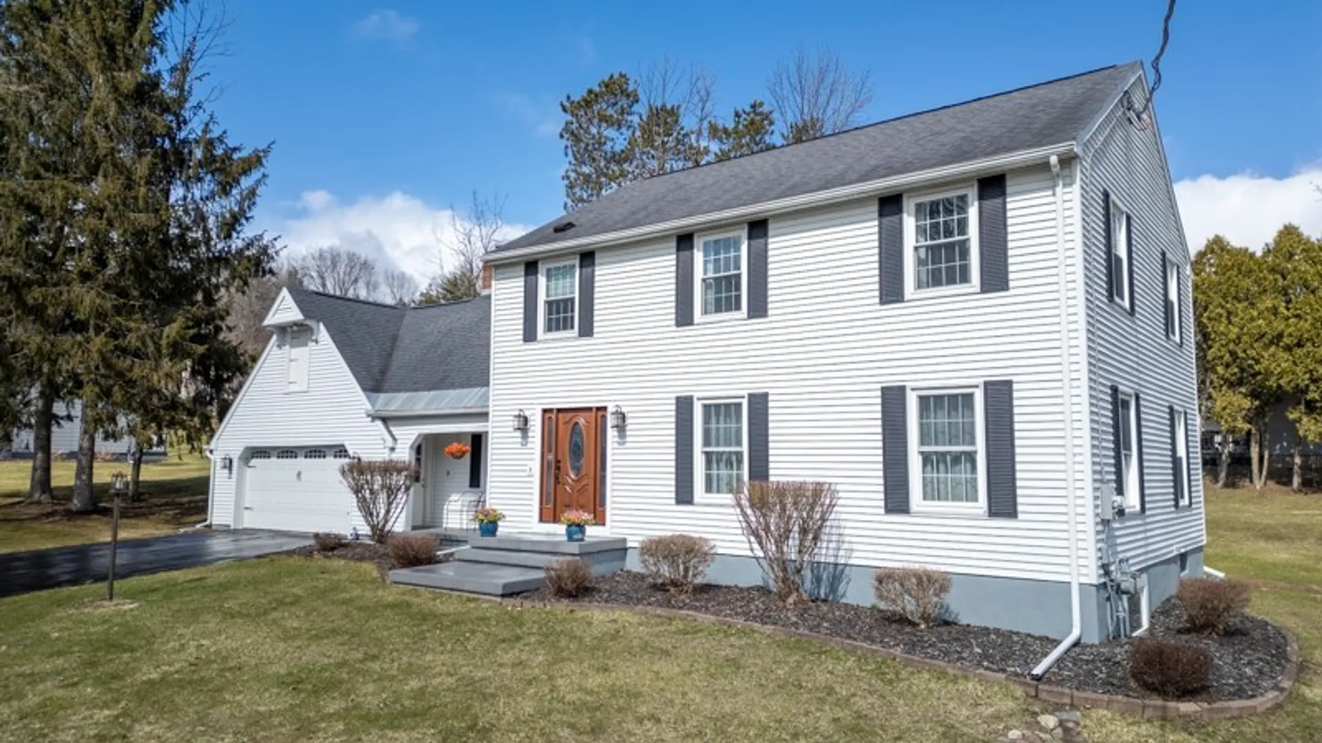 Property at 940 Ridgewood rd, Herkimer, NY 13350 2