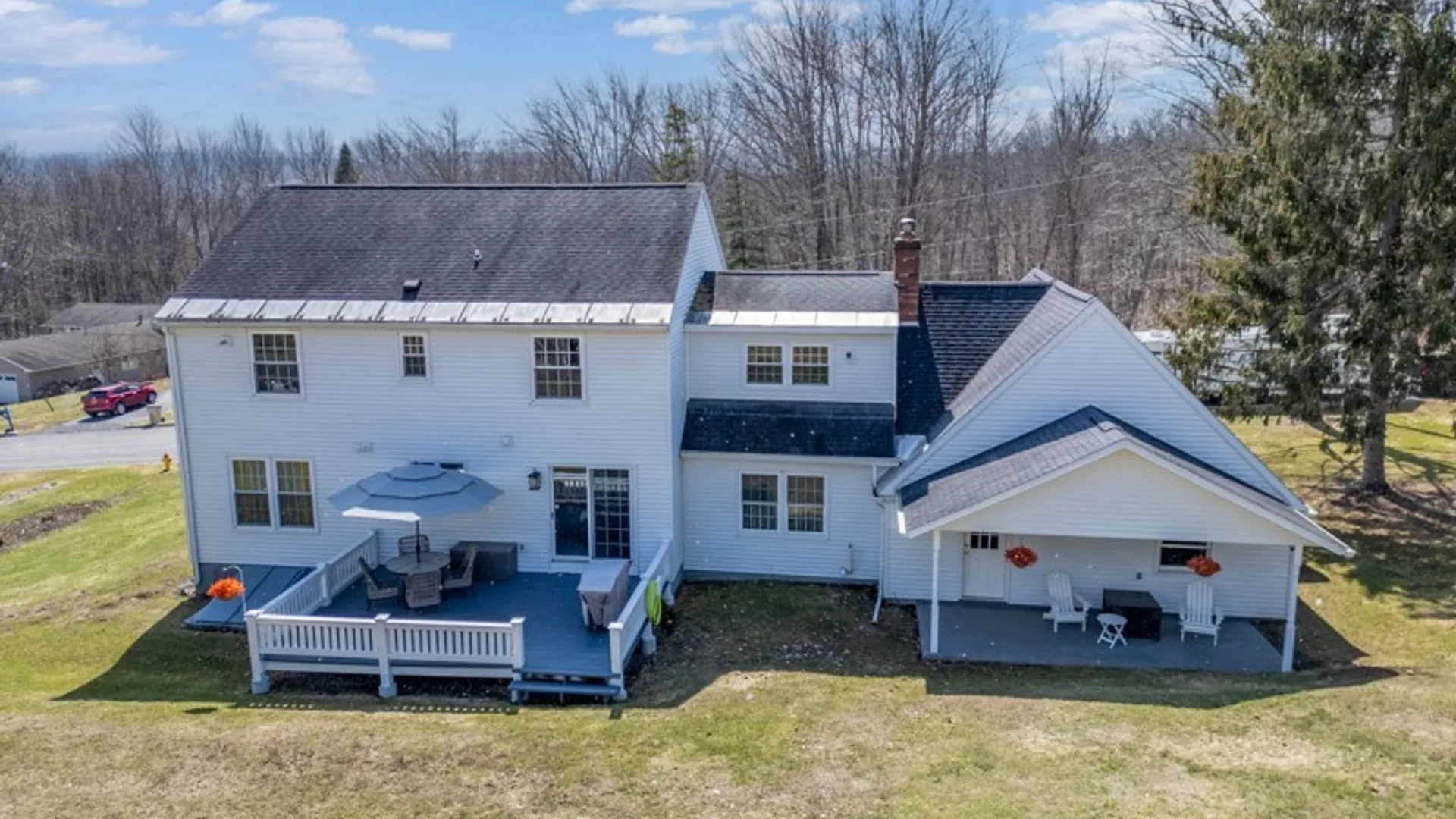 Property at 940 Ridgewood rd, Herkimer, NY 13350 4