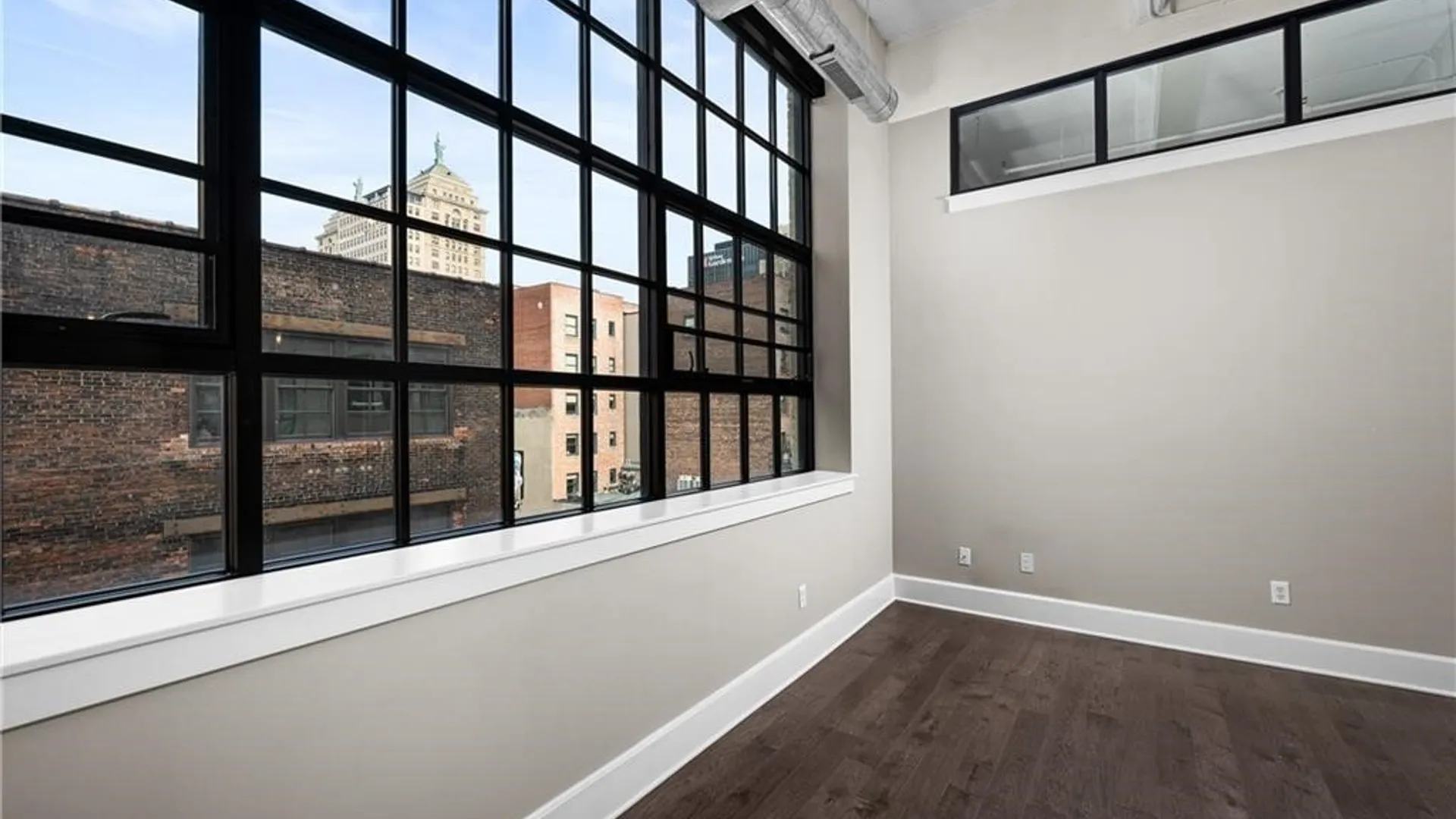 Property at 210 Ellicott Street, Buffalo, NY 14203 16