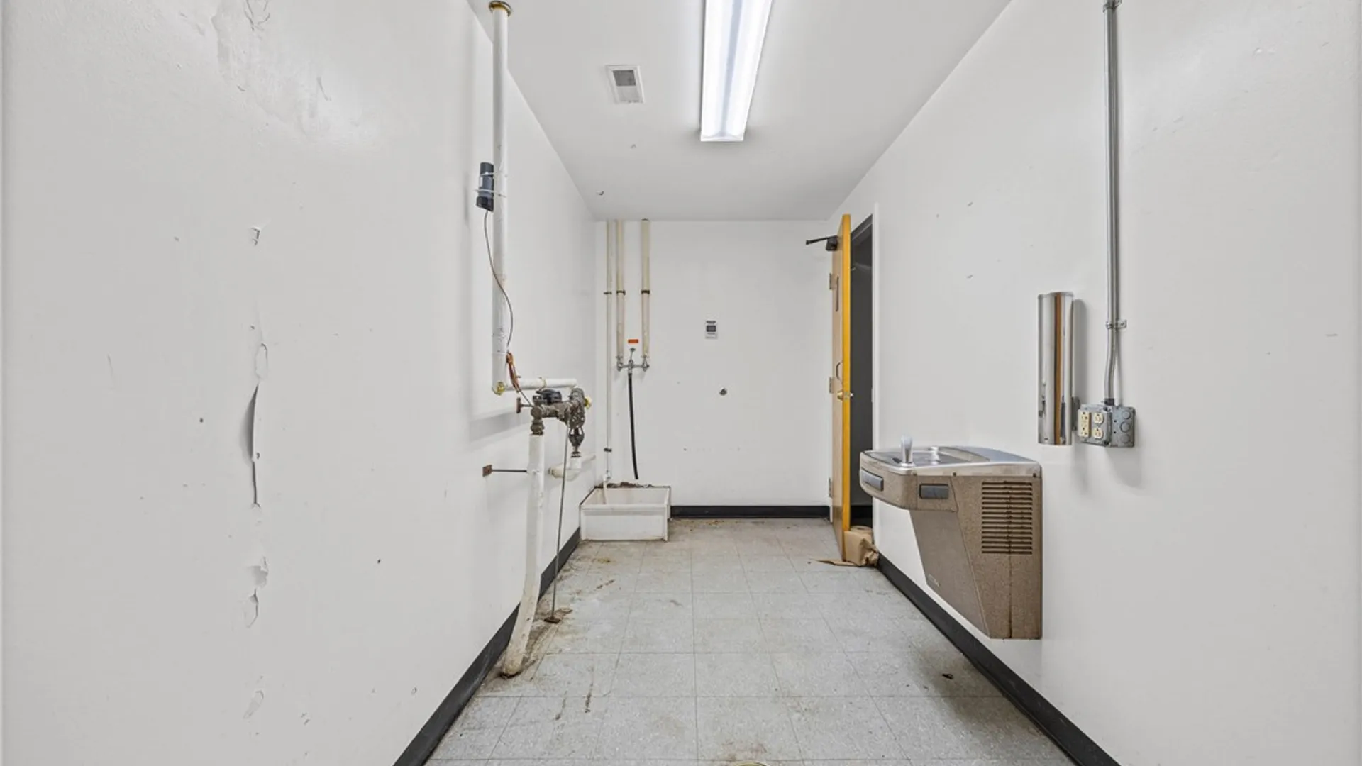 Property at 24 State Route 31, Lyons, NY 14489 12