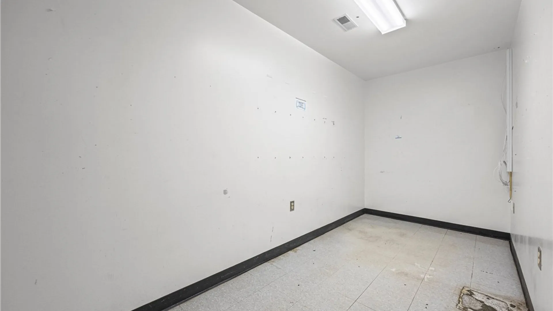 Property at 24 State Route 31, Lyons, NY 14489 13