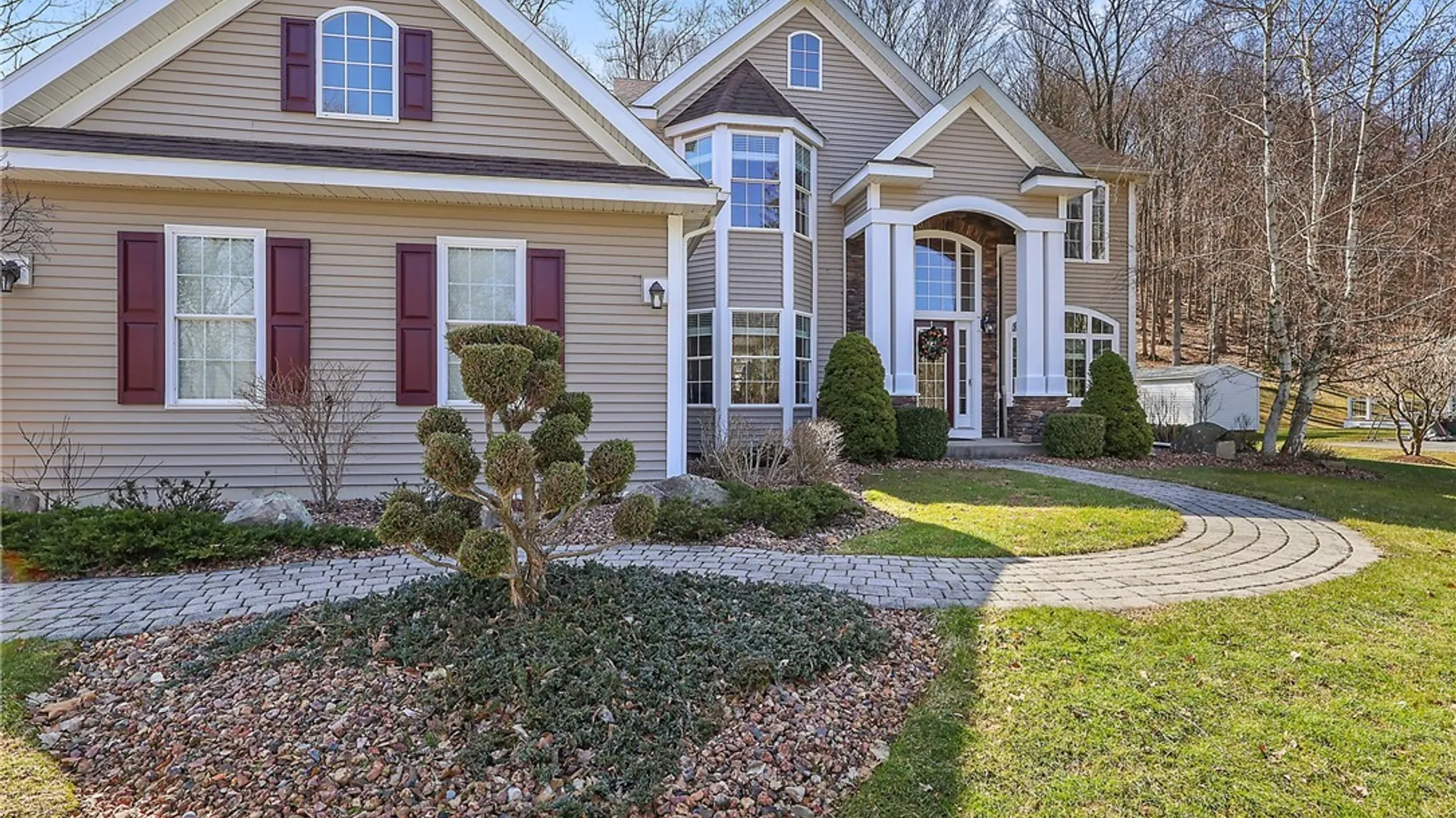 Property at 301 Starksboro Drive, Camillus, NY 13031 2