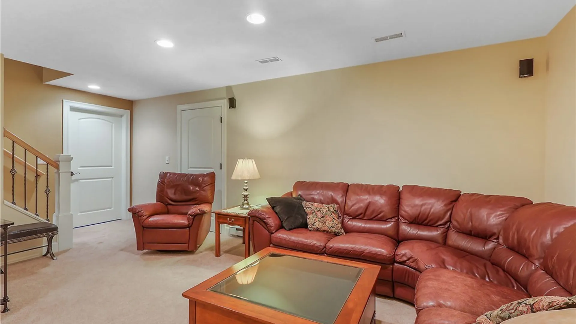 Property at 301 Starksboro Drive, Camillus, NY 13031 32