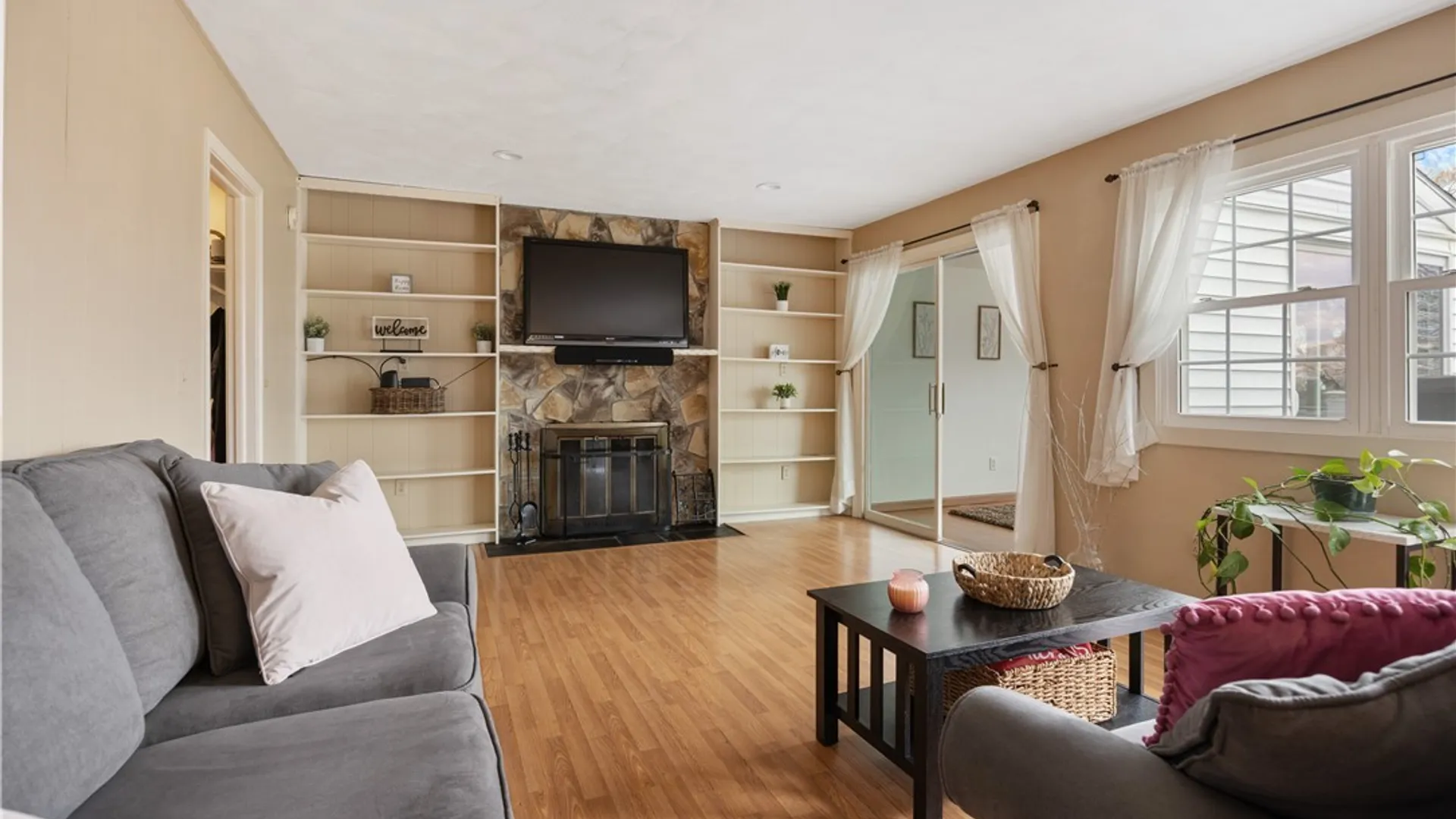 Property at 621 Deerfield Drive, Oneida, NY 13421 22