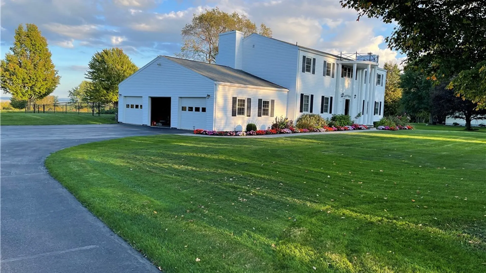 Property at 621 Deerfield Drive, Oneida, NY 13421 3