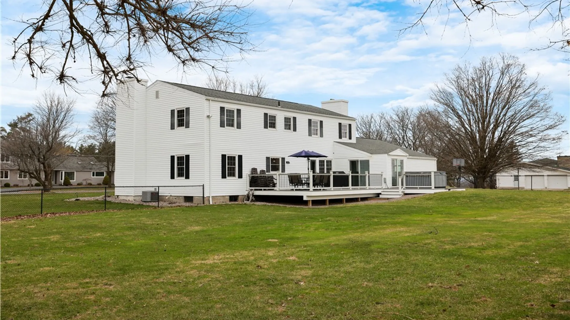 Property at 621 Deerfield Drive, Oneida, NY 13421 40