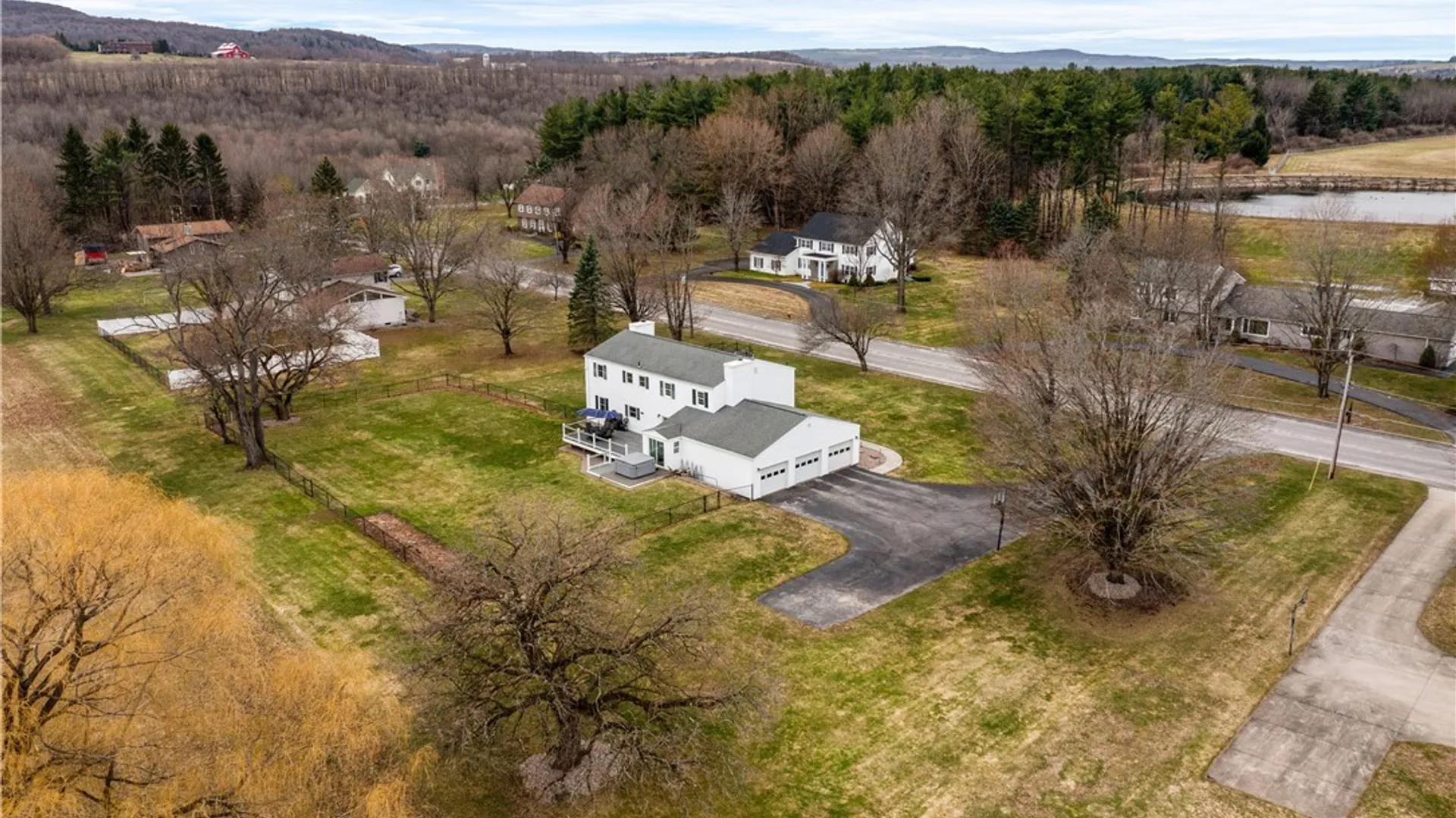 Property at 621 Deerfield Drive, Oneida, NY 13421 43