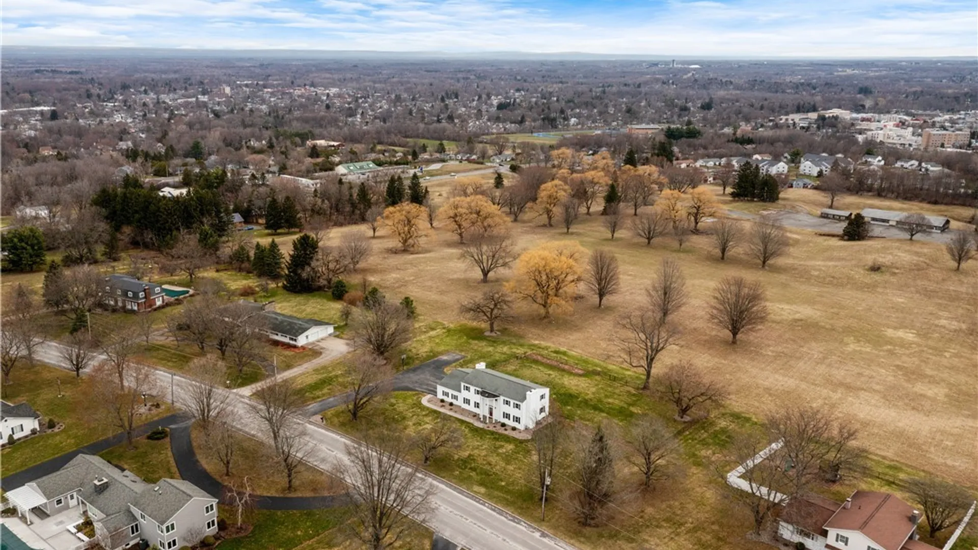 Property at 621 Deerfield Drive, Oneida, NY 13421 44