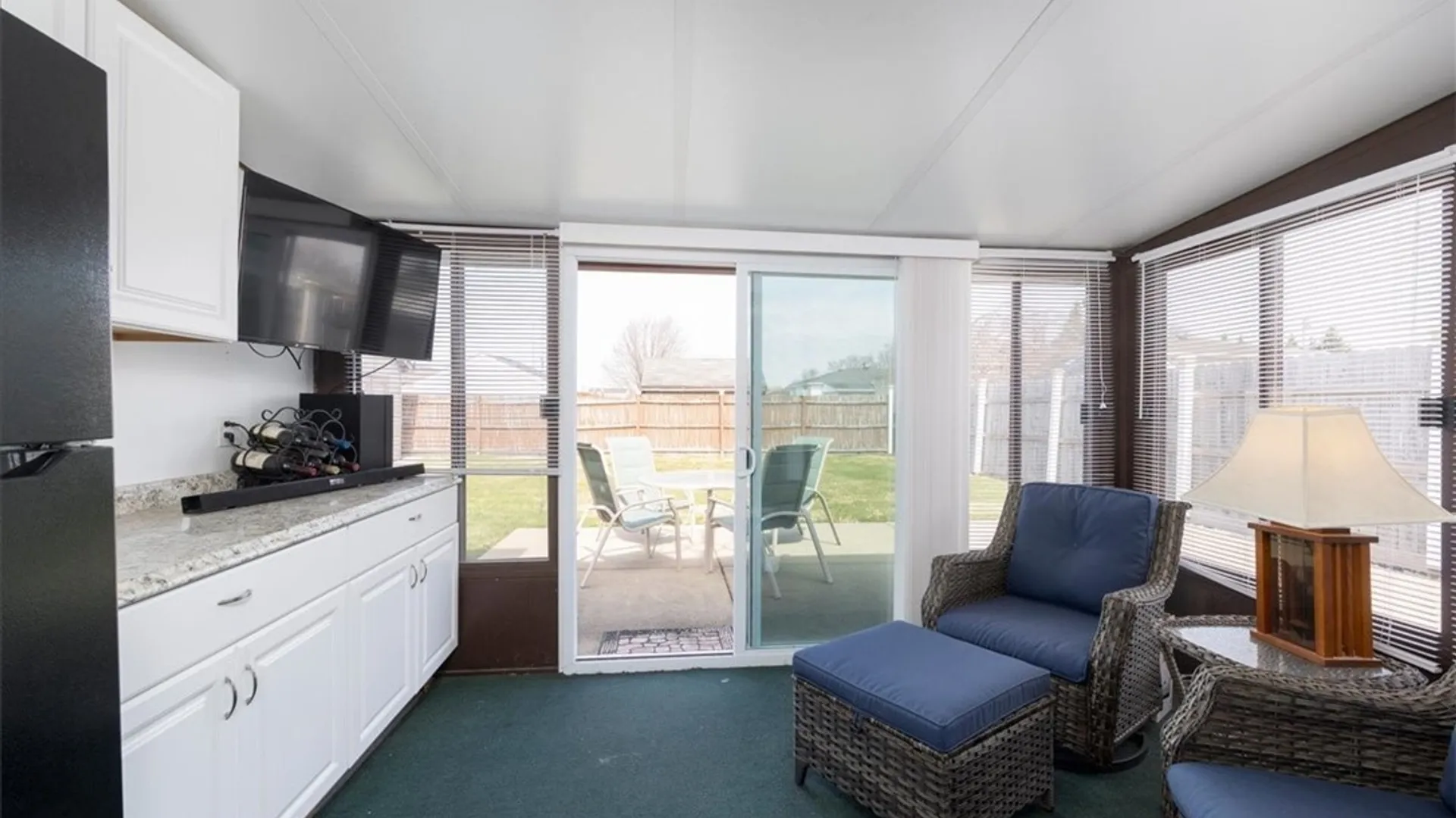 Property at 278 Seine Drive, Cheektowaga, NY 14227 15