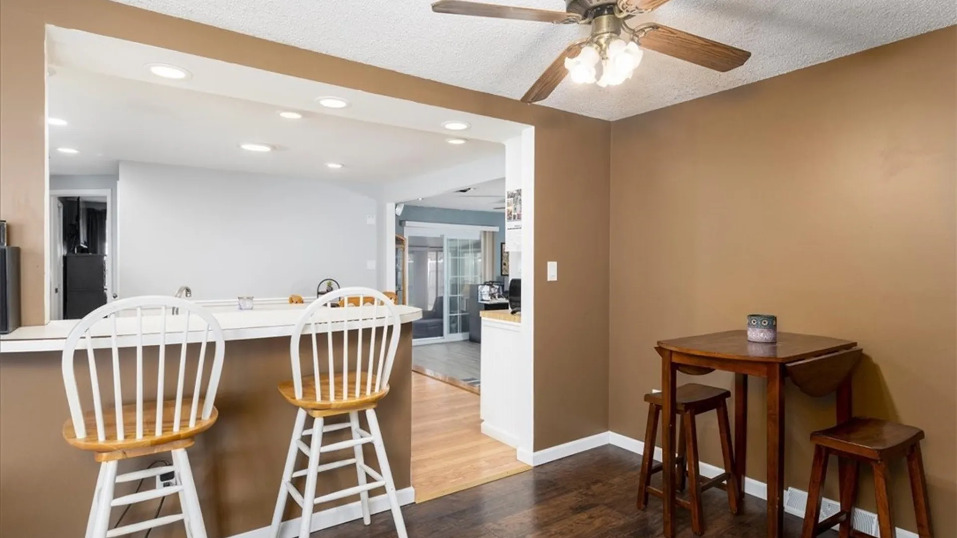 Property at 278 Seine Drive, Cheektowaga, NY 14227 5