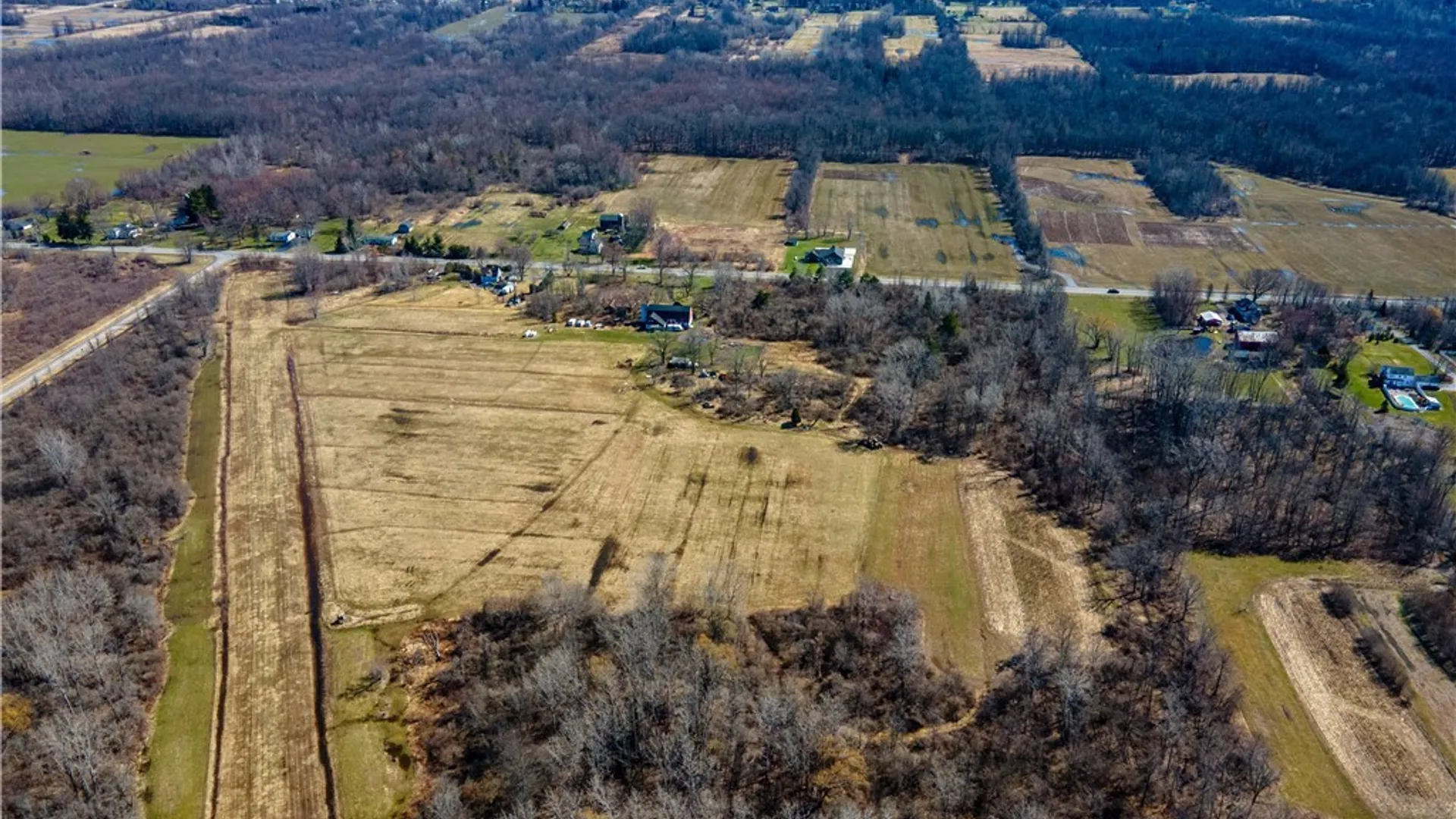 Property at 3316 Beebe Road, Wilson, NY 14108 4