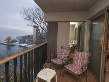 16 Cliffside Drive, South Bristol, NY 14424