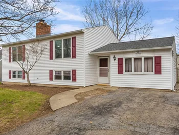 Property at 1753 Maplewood Drive, Farmington, NY 14425