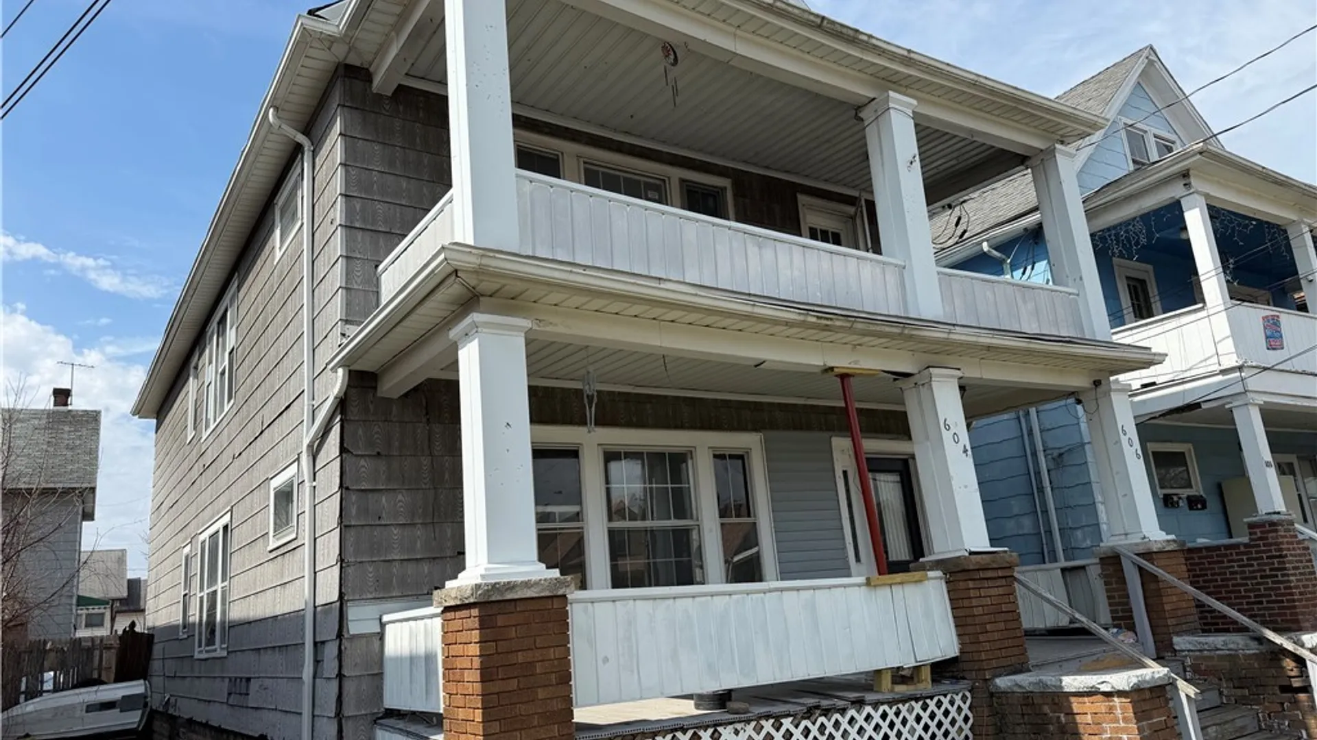 Property at 604 17th Street, Niagara Falls, NY 14301 3