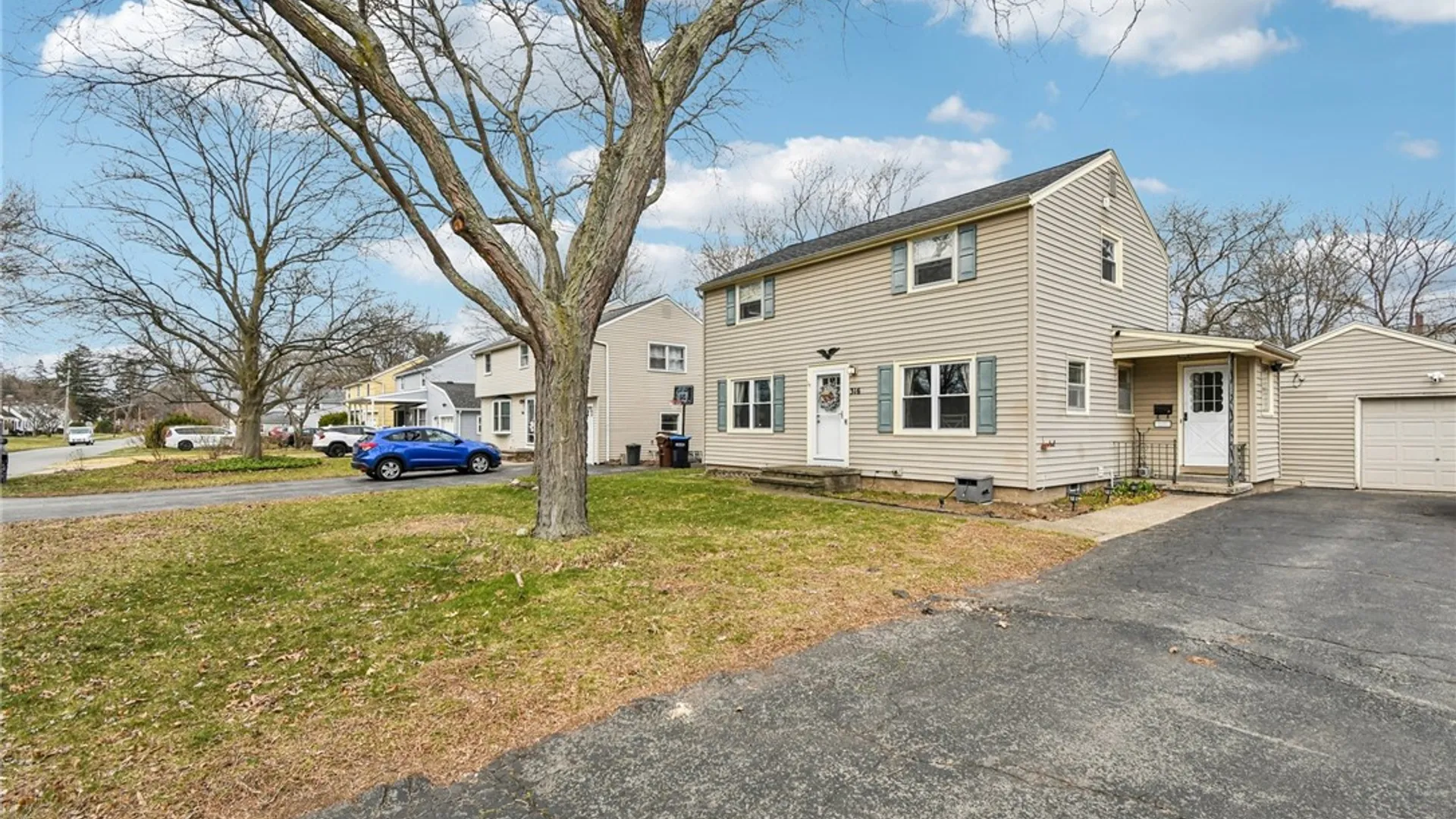 Property at 316 Coolidge Road, Irondequoit, NY 14622 2