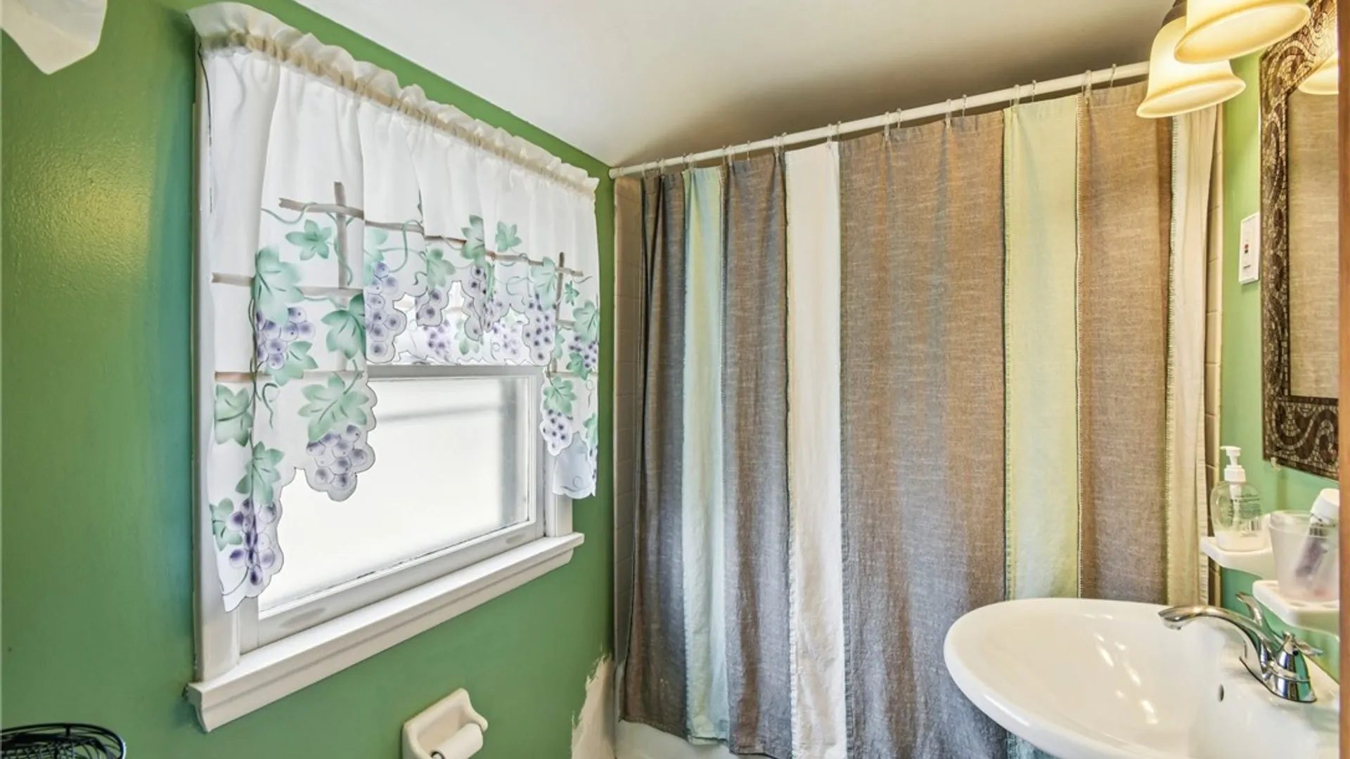 Property at 316 Coolidge Road, Irondequoit, NY 14622 27