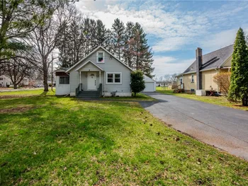 Property at 133 River Meadow Drive, Henrietta, NY 14623