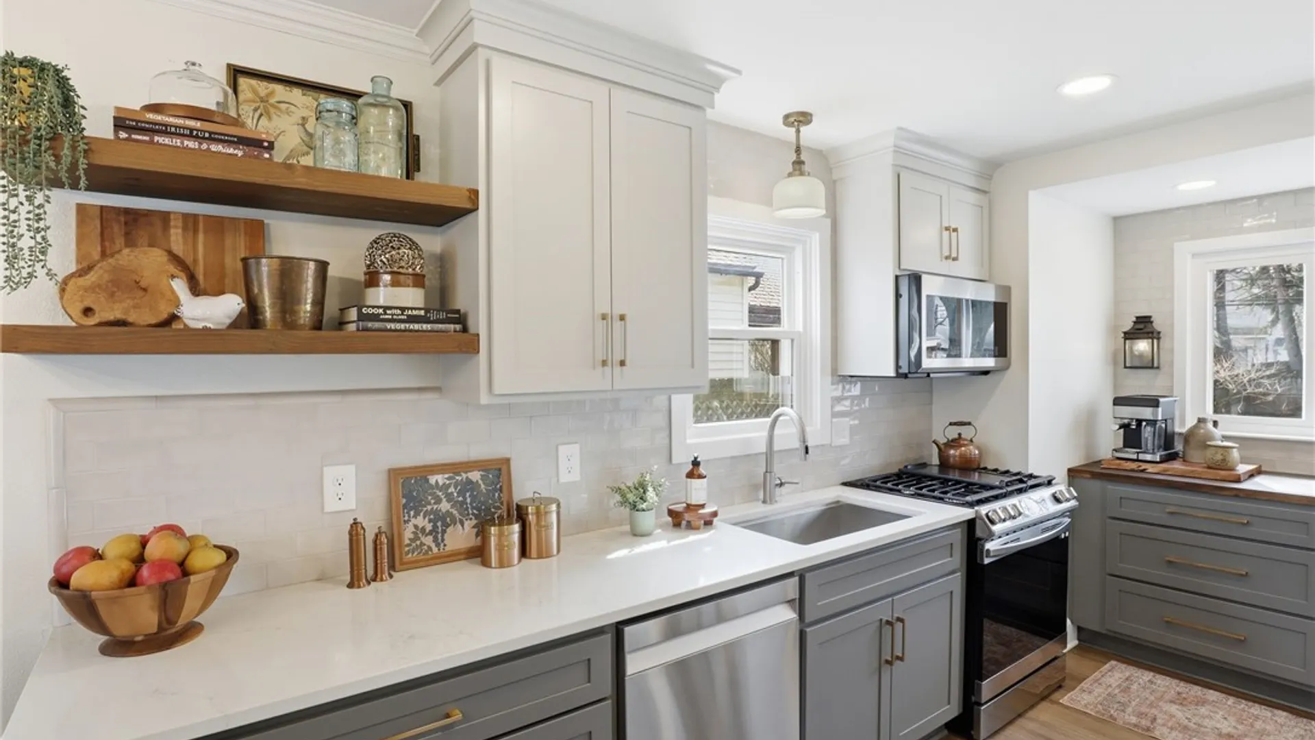 Property at 53 Hedgegarth Drive, Irondequoit, NY 14617 8