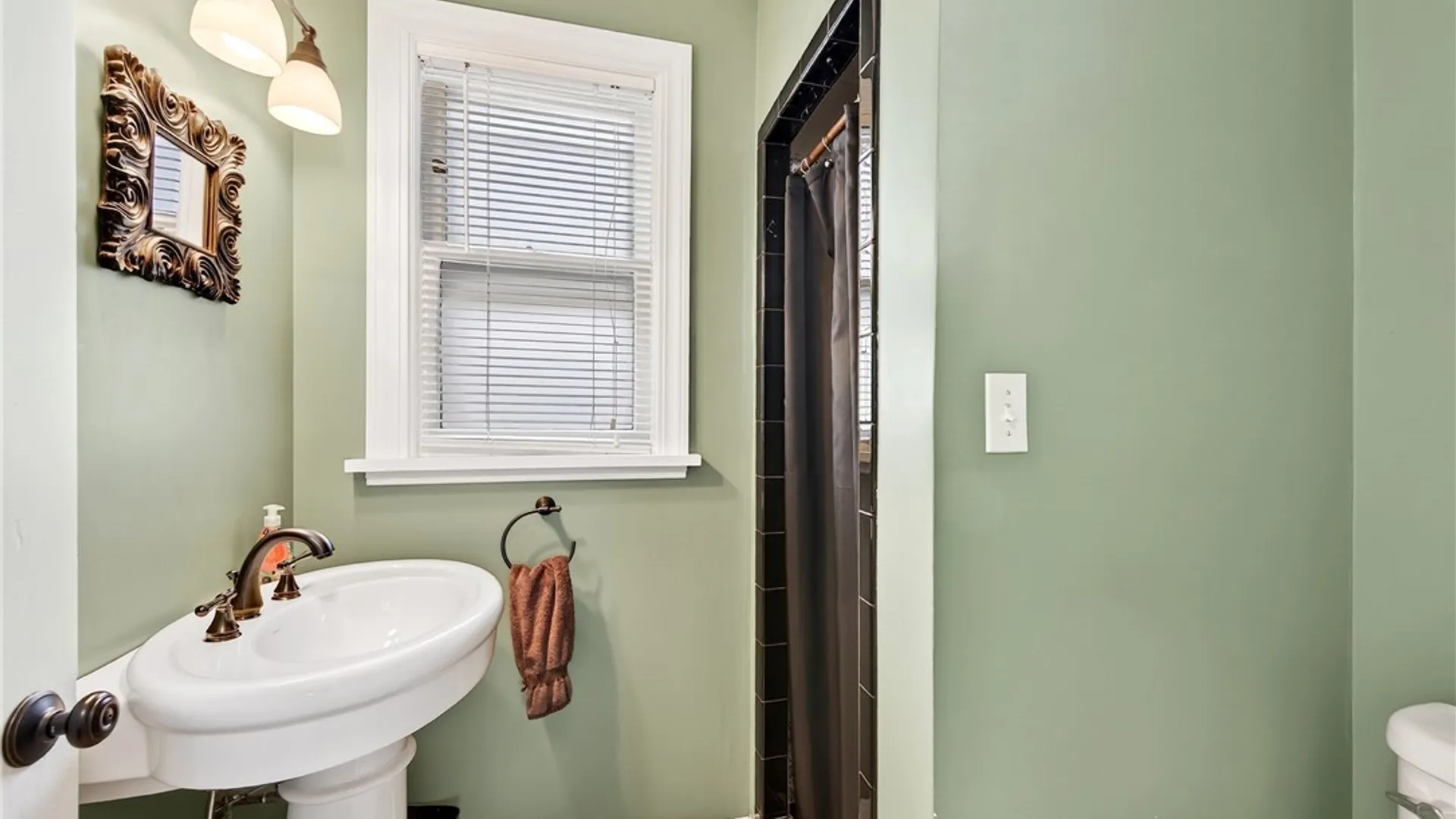 Property at 538 Bird Avenue, Buffalo, NY 14222 20