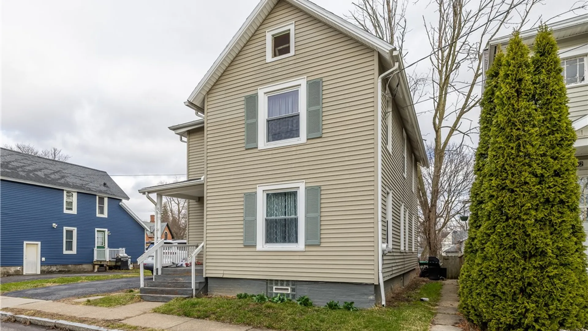 Property at 10 Worthington Avenue, Geneva City, NY 14456 3