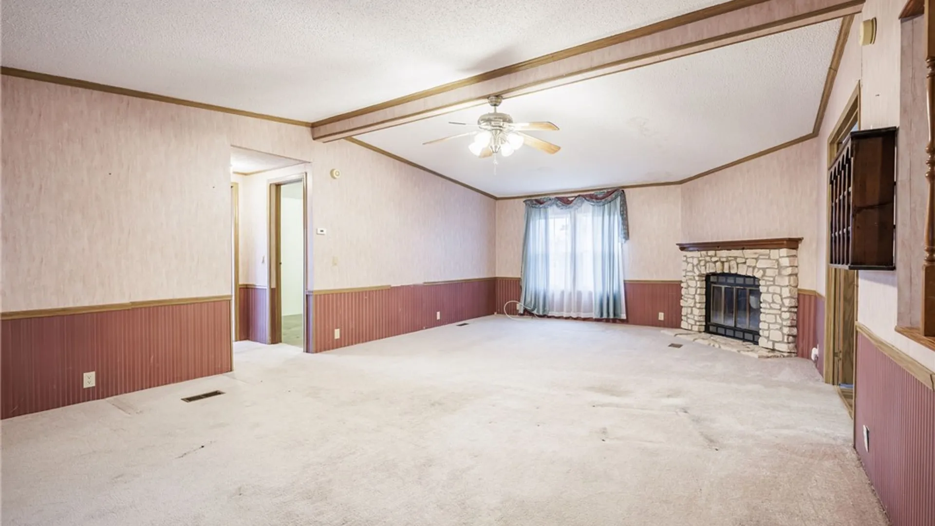 Property at 211 Sunset Drive, Clarendon, NY 14470 17