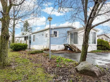 Property at 211 Sunset Drive, Clarendon, NY 14470