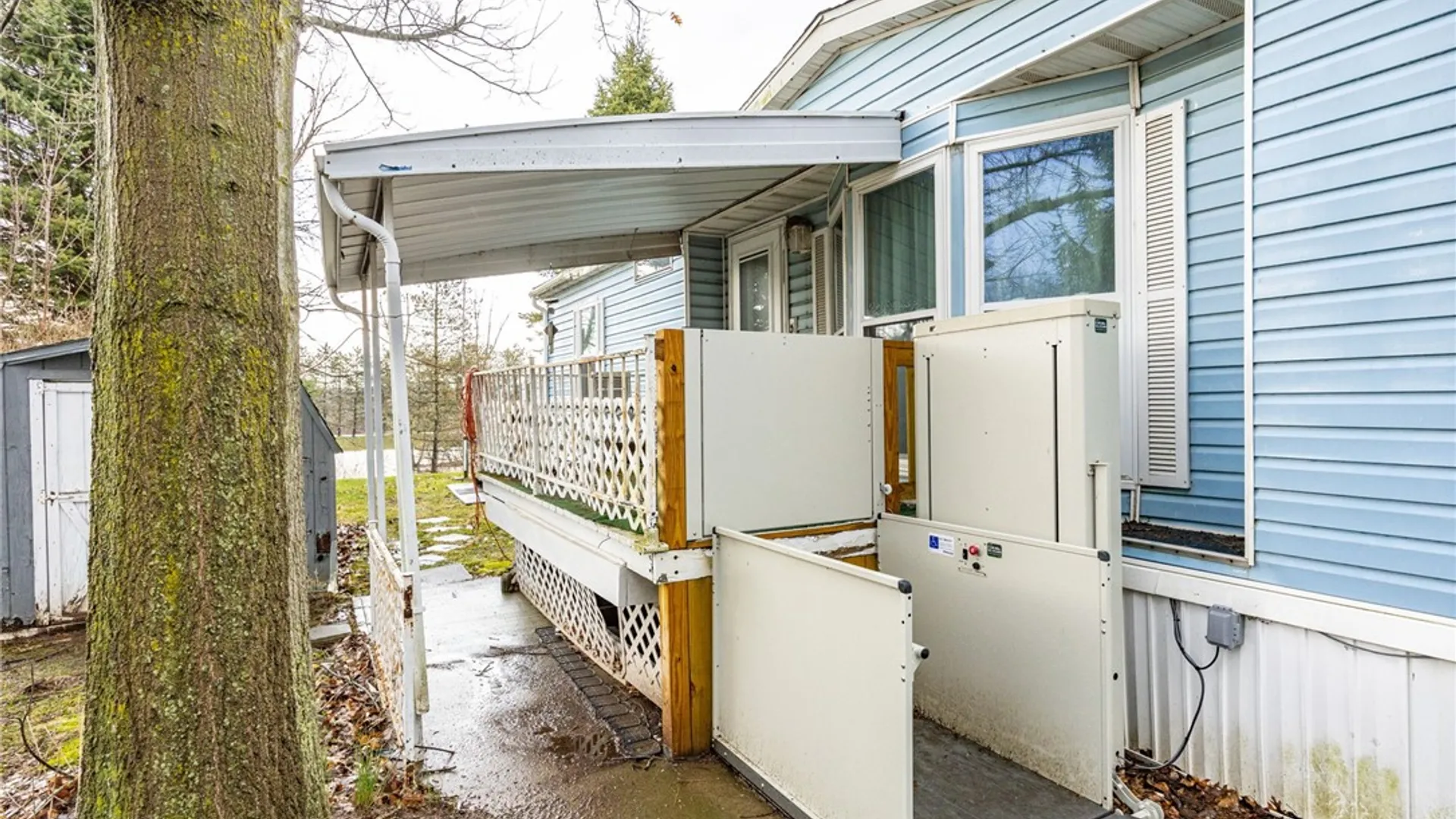 Property at 211 Sunset Drive, Clarendon, NY 14470 4