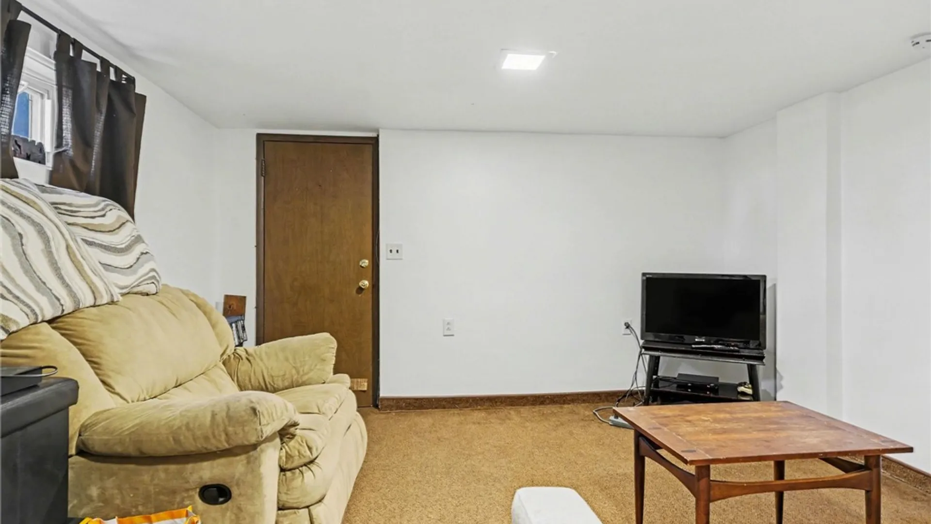 Property at 247 Ivy Street, East Rochester, NY 14445 20