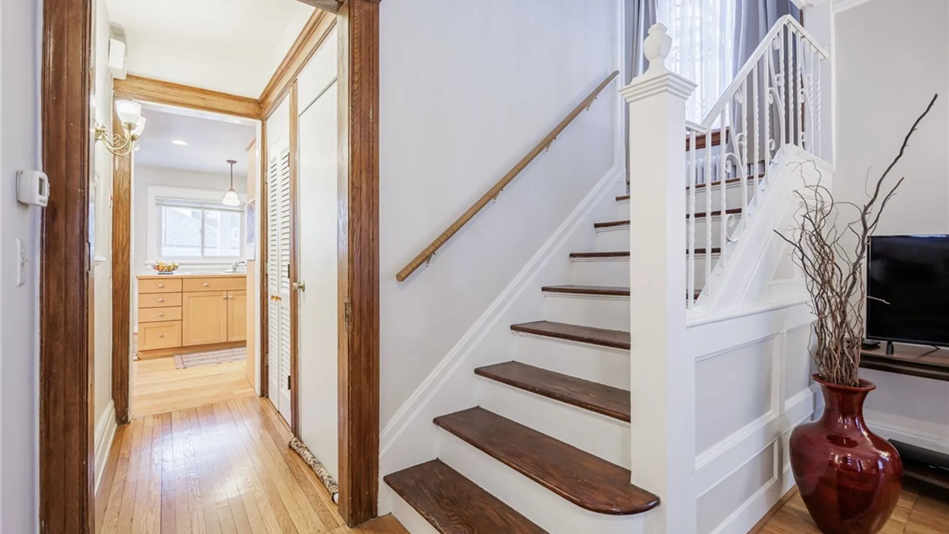 Property at 1035 Park Avenue, Rochester, NY 14610 16