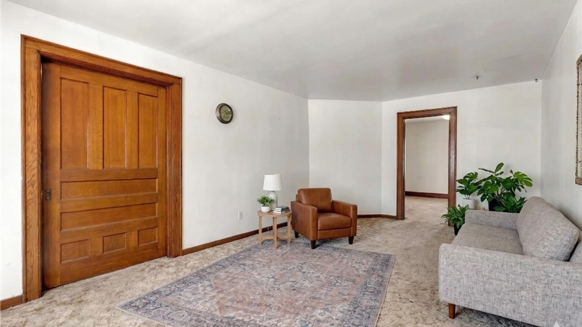 Property at 364 Delavan Avenue, Buffalo, NY 14213 17