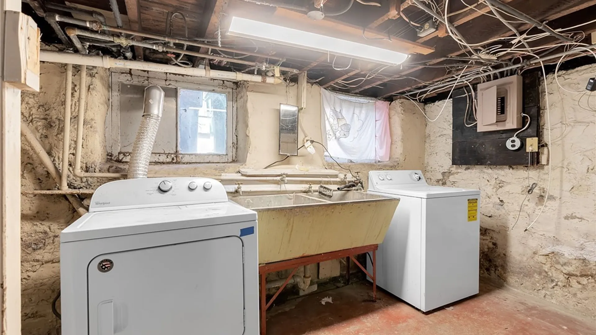 Property at 364 Delavan Avenue, Buffalo, NY 14213 29