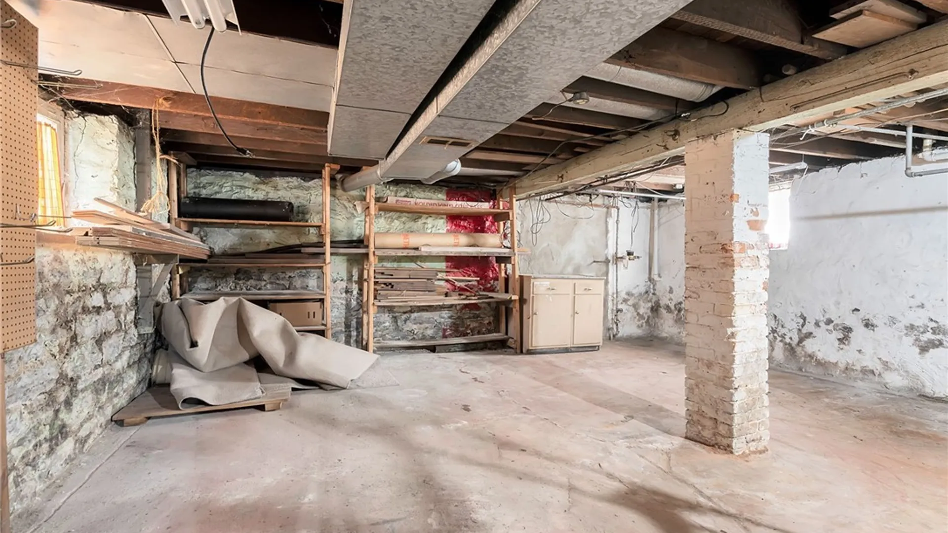 Property at 364 Delavan Avenue, Buffalo, NY 14213 31