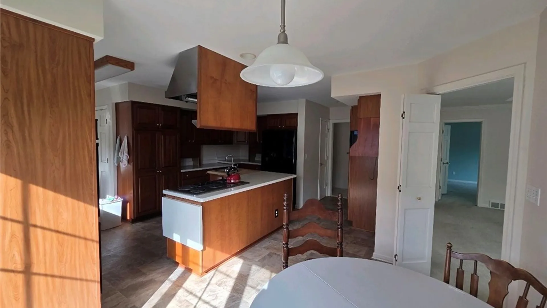 Property at 3 Saint Charles Court, Amherst, NY 14221 15