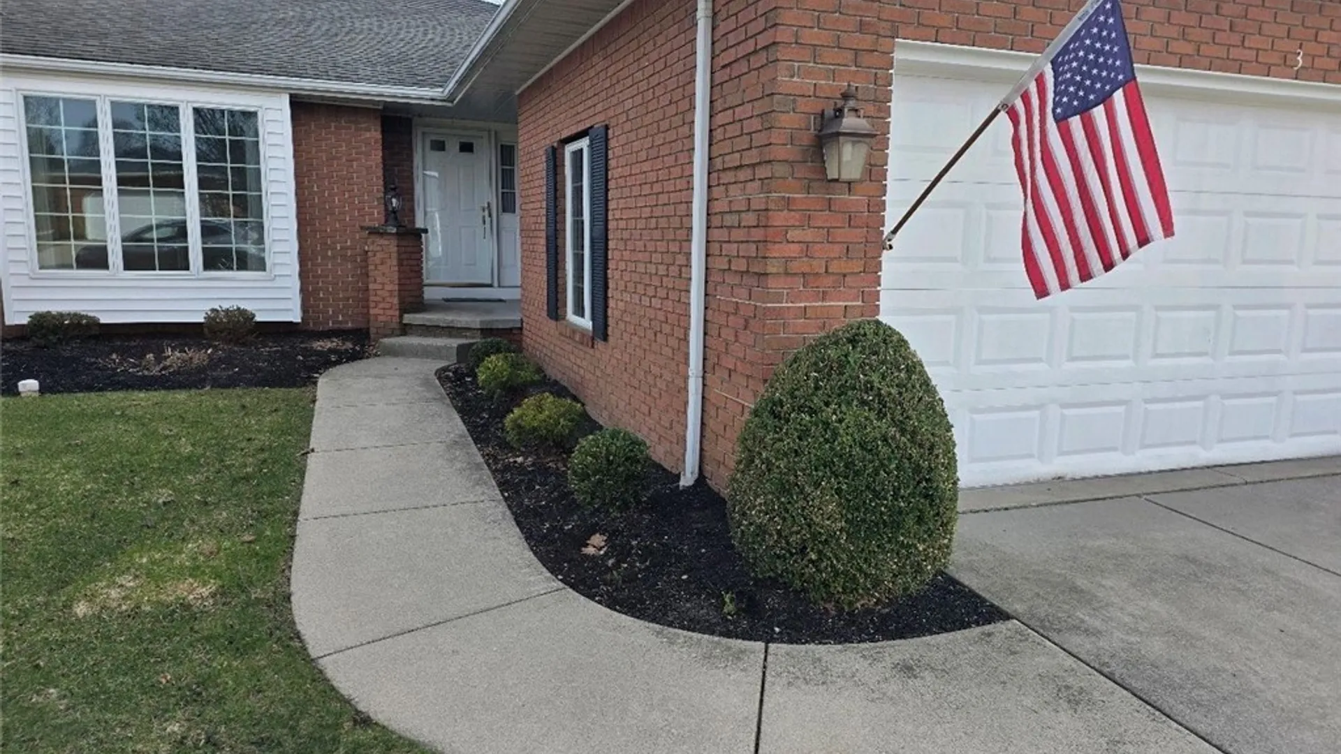 Property at 3 Saint Charles Court, Amherst, NY 14221 2