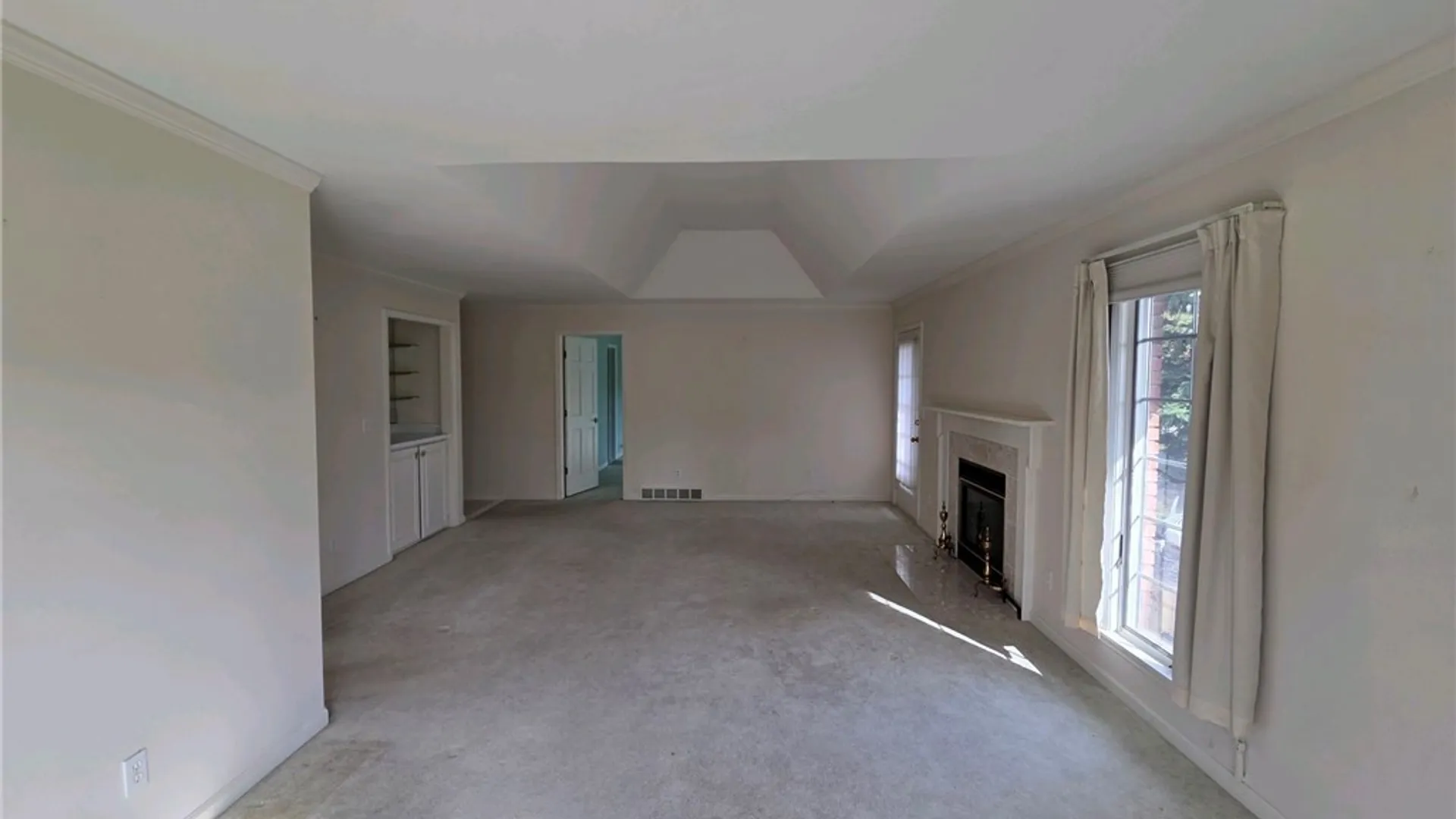 Property at 3 Saint Charles Court, Amherst, NY 14221 6