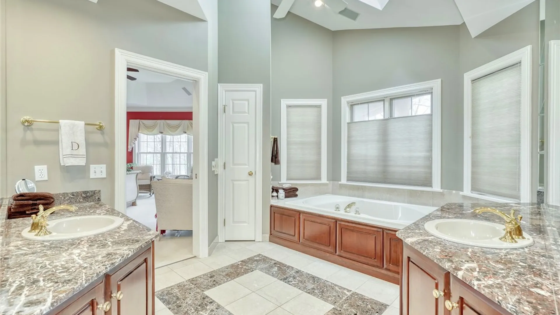 Property at 12 Buck Thorn, Victor, NY 14564 20