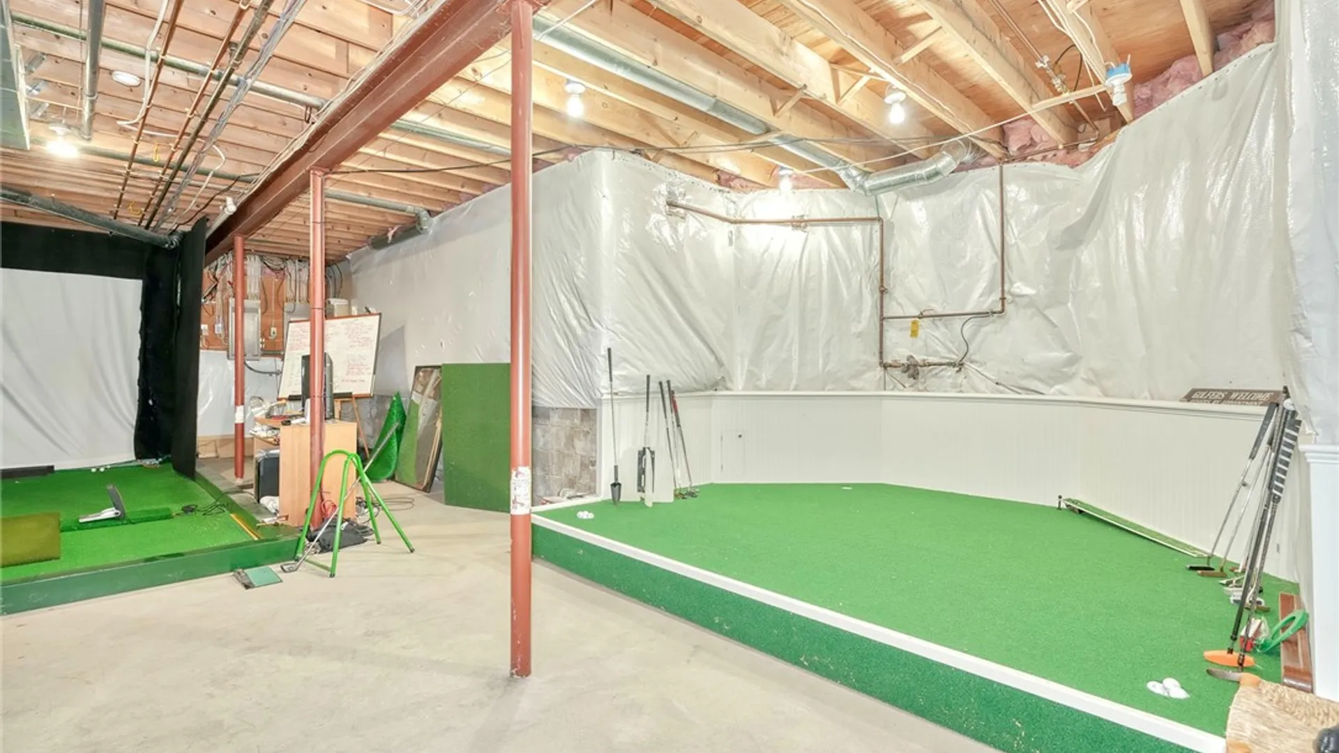 Property at 12 Buck Thorn, Victor, NY 14564 29