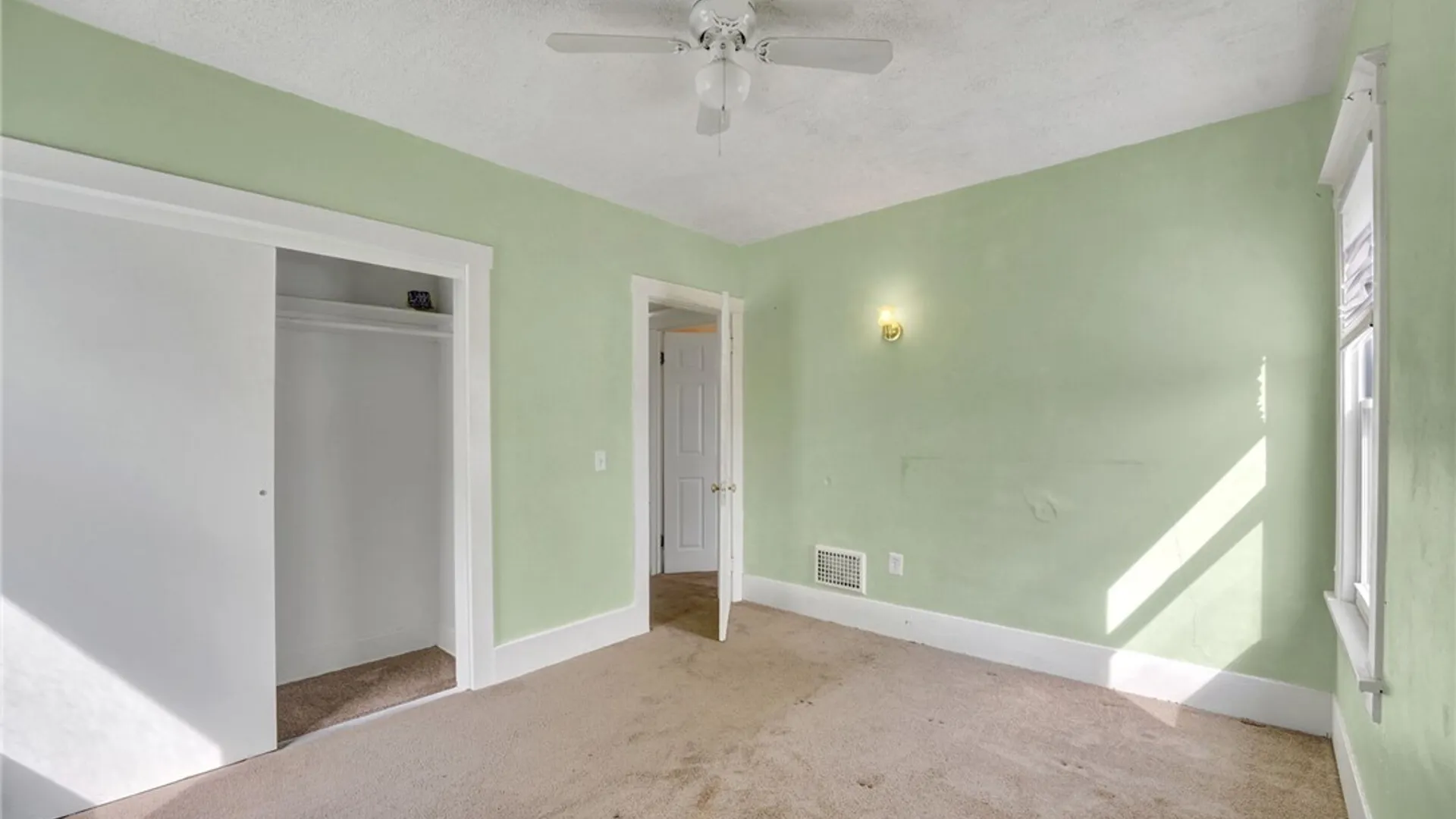 Property at 281 Crestwood Avenue, Buffalo, NY 14216 14
