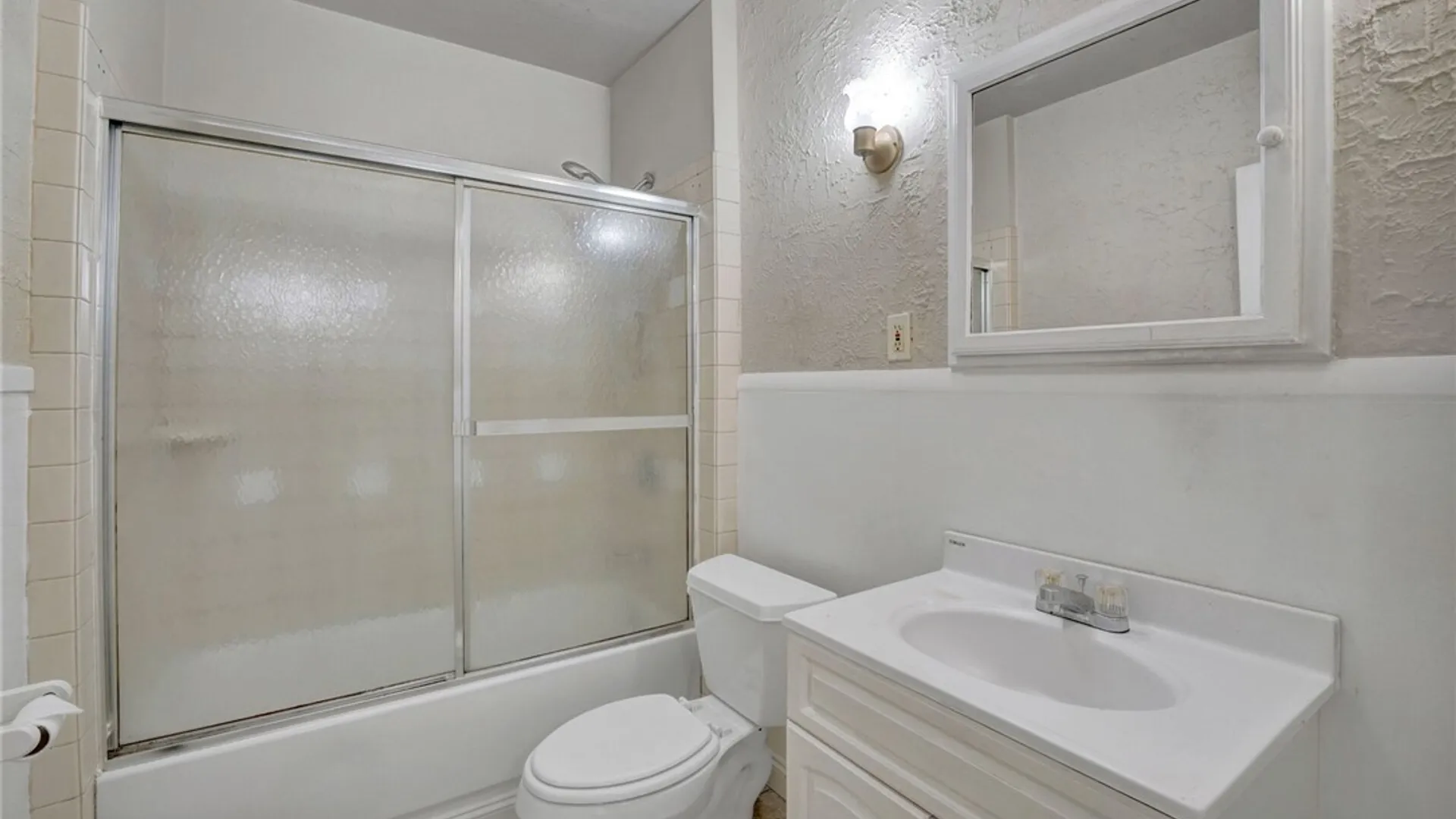 Property at 281 Crestwood Avenue, Buffalo, NY 14216 16