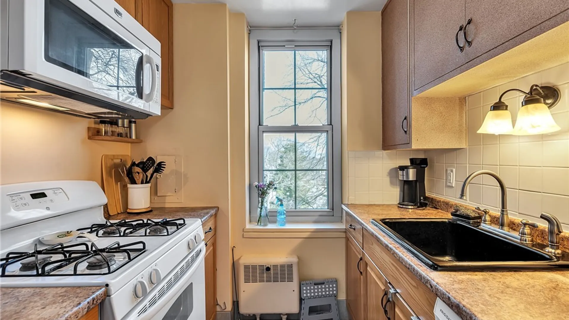 Property at 731 Ferry Street, Buffalo, NY 14222 11