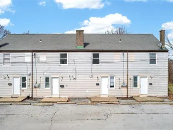 Property at 32 Curwood Court, Tonawanda, NY 14150