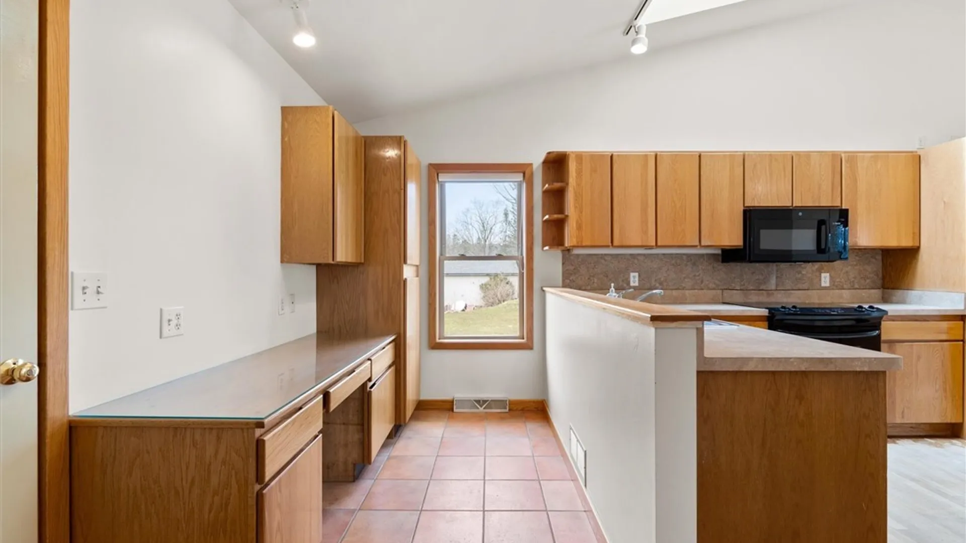 Property at 6537 State Route 80, Fabius, NY 13159 17