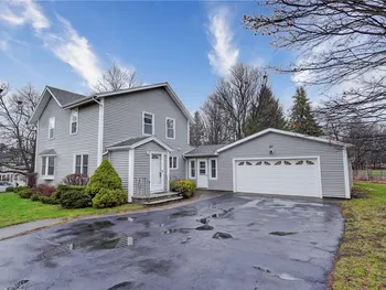 Property at 27 Richmond Avenue, Bergen, NY 14416