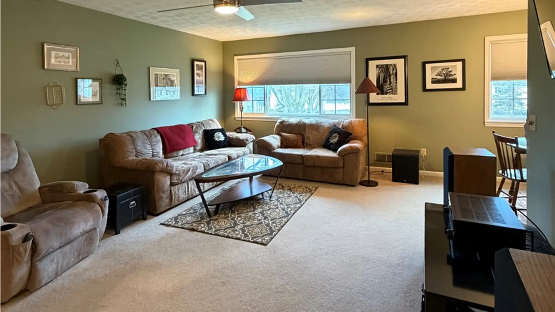 Property at 26 Colonial Parkway, Pittsford, NY 14534 3